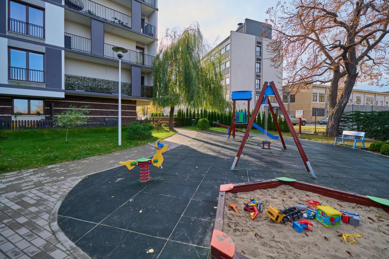 Apartment Wroclaw Krakowska With Balcony And Free Garage By Noclegi Renters Esterno foto