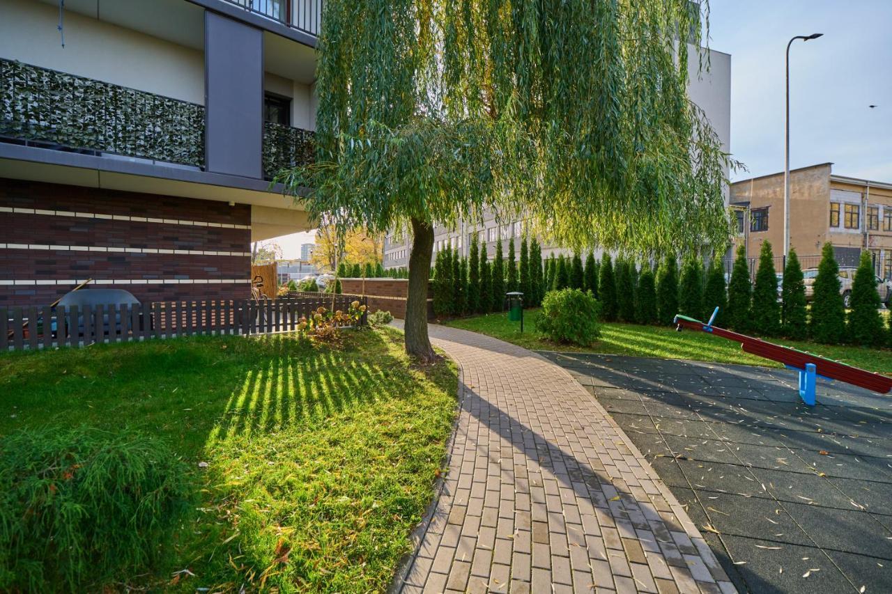 Apartment Wroclaw Krakowska With Balcony And Free Garage By Noclegi Renters Esterno foto